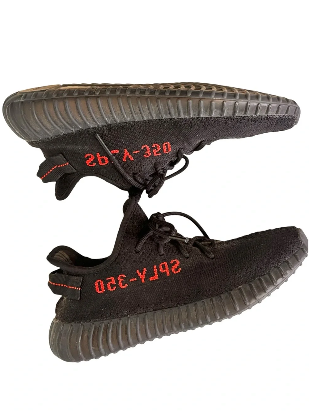 Yeezy Boost 350 V2 'Bred' Sneakers Red Black Size 9
